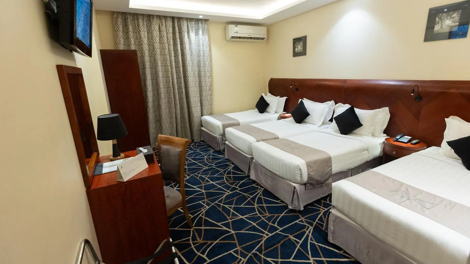 Al Manara Ewaa Hotel Mecca 2*,