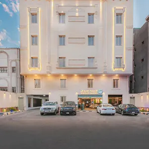 https://hotel-390.medinahotel.net