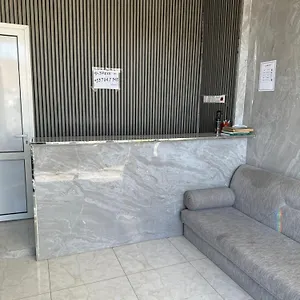 https://hotel-451.medinahotel.net